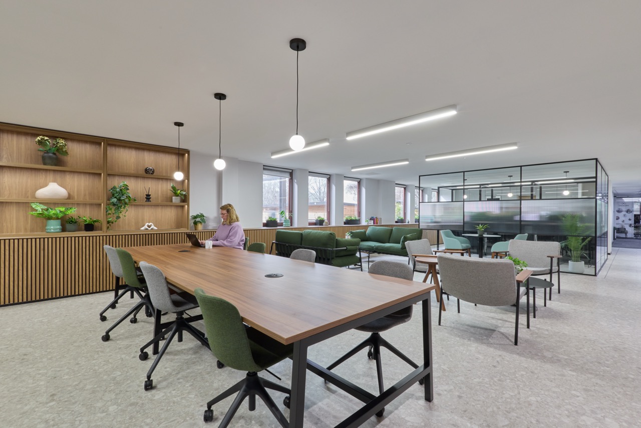Nine Hills Road, Cambridge, image 2