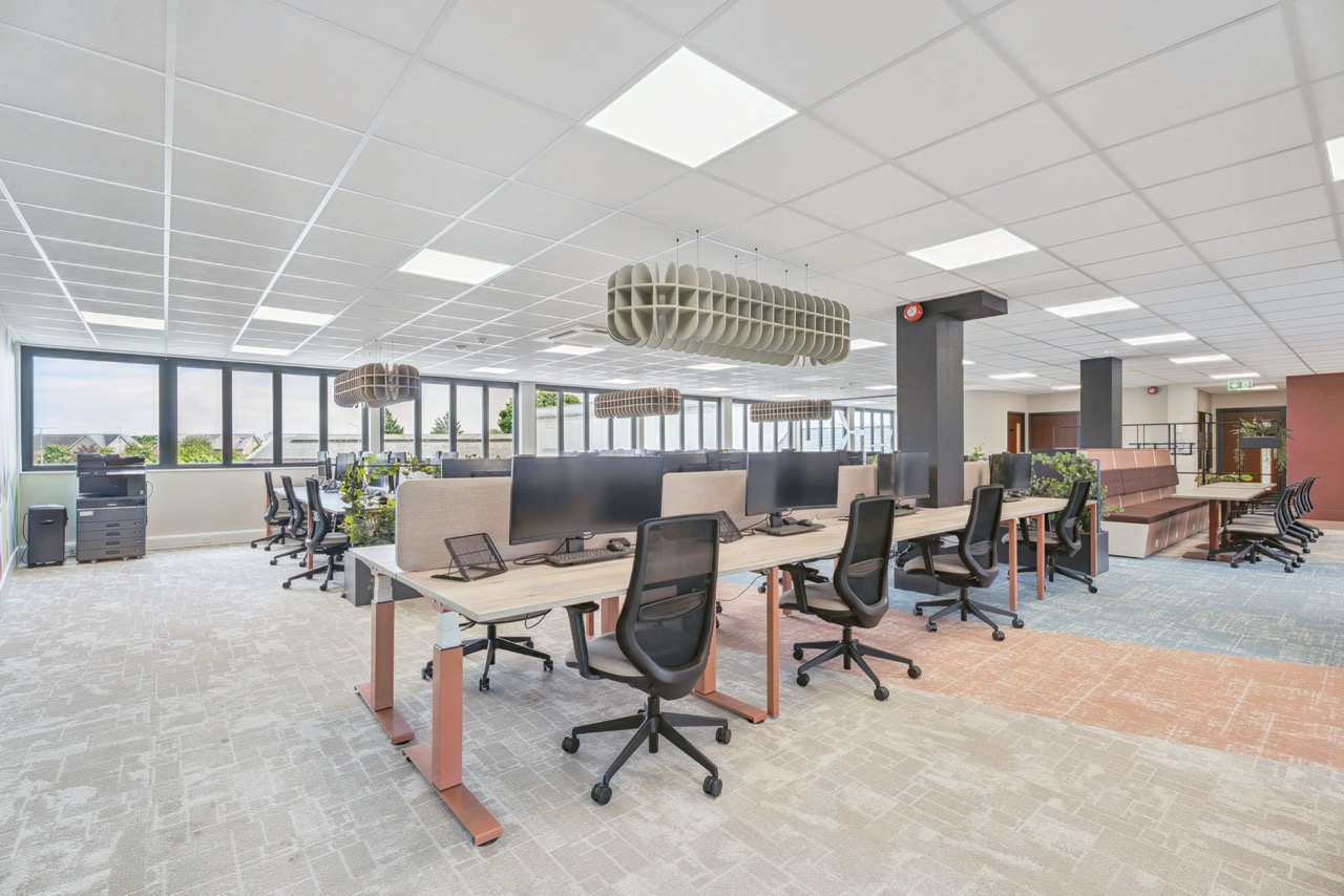 Creating a Vibrant and Functional Workplace with Proici Commercial Interiors, image 14