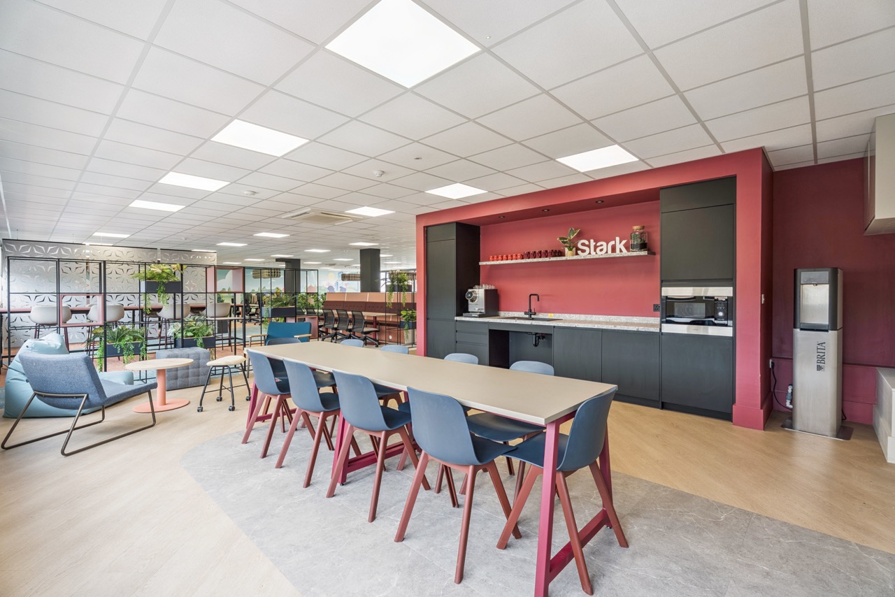 Creating a Vibrant and Functional Workplace with Proici Commercial Interiors, image 15